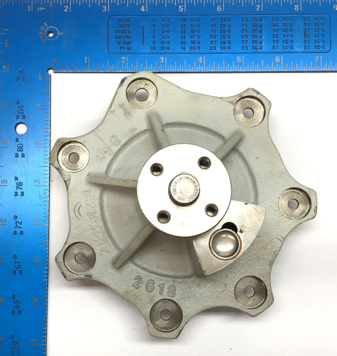 International Truck and Engine Water Pump and Gasket 1830606C94 NOS