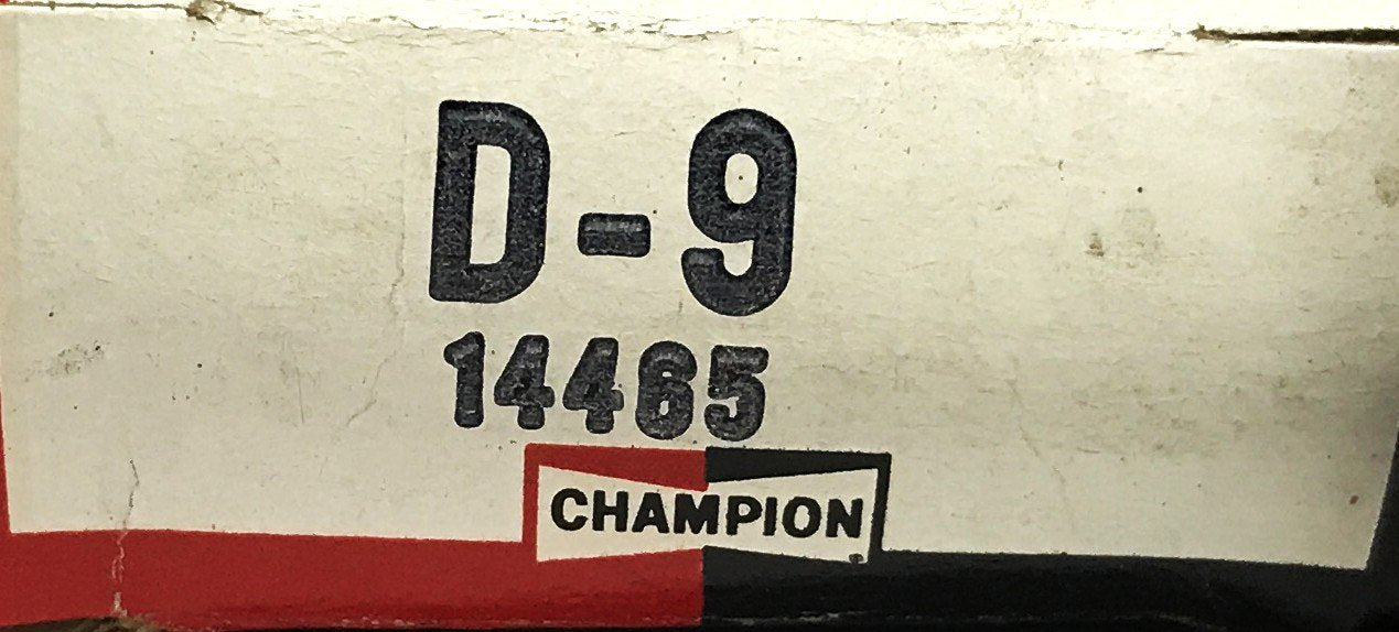 Champion Spark Plug D-9 (14465) [Lot of 6] NOS