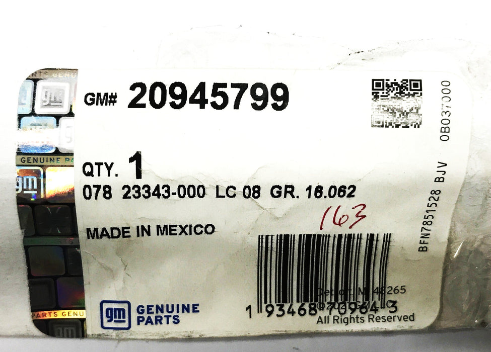 GM Driver Side Windshield Wiper Blade 209645799 NOS