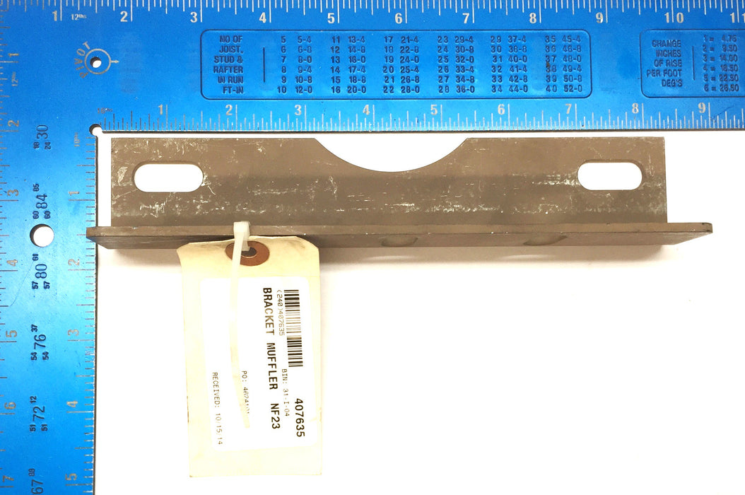 New Flyer Muffler Support Bracket 072804 NOS