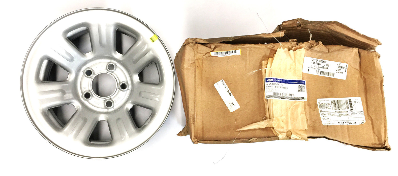Ford Motor Company Wheel 1L5Z-1015-EA NOS