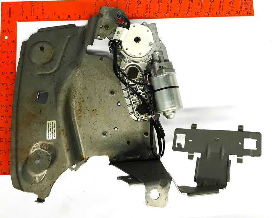 GM Tailgate Lift Motor 23245268 NOS