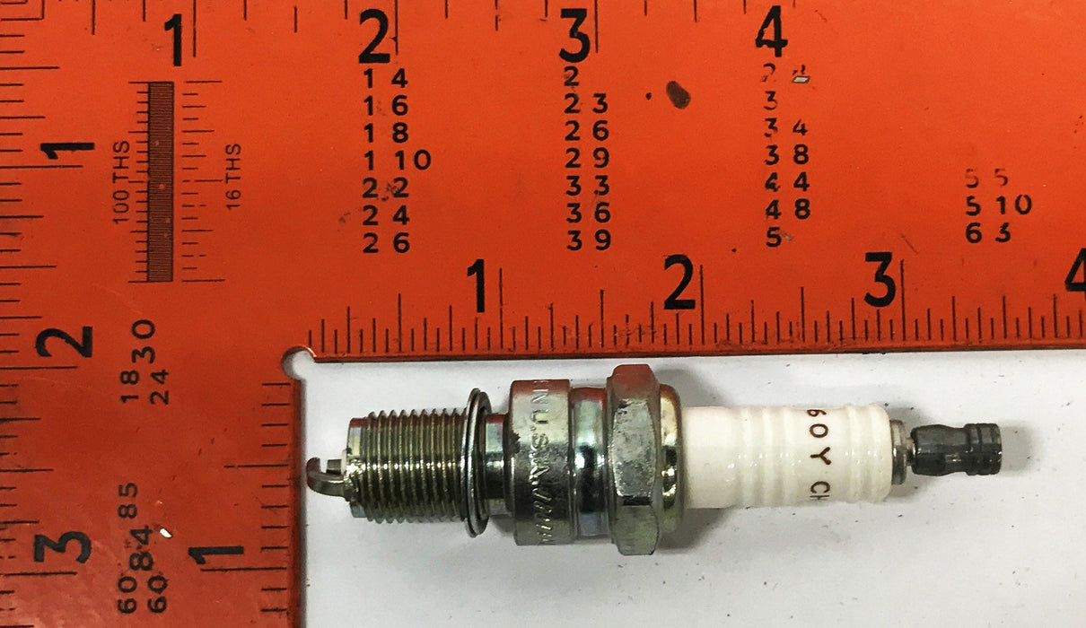 Champion Spark Plug N60Y [Lot of 10] NOS