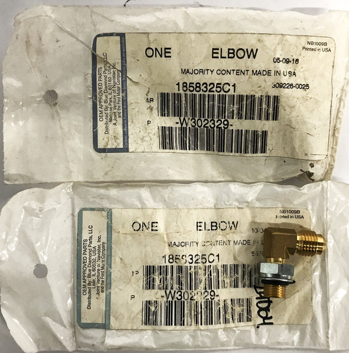 Navistar Ford 90-degree Elbow Fitting 1858325C1 [Lot of 2] NOS
