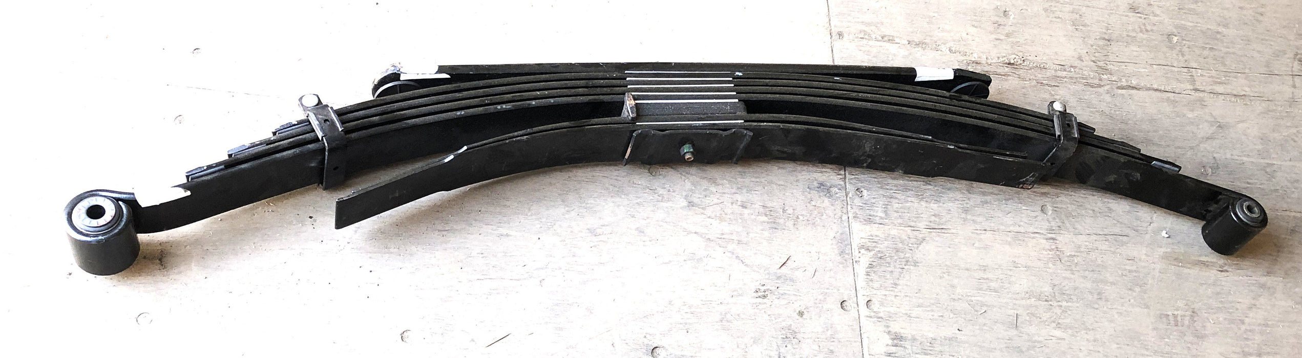 GM OEM Rear Leaf Spring Assembly 84992006 NOS FREIGHT