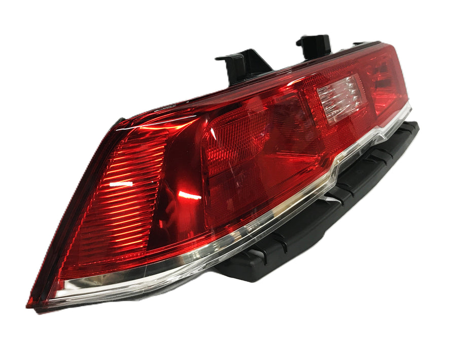 GM Tail Light Assembly 23256981 NOS