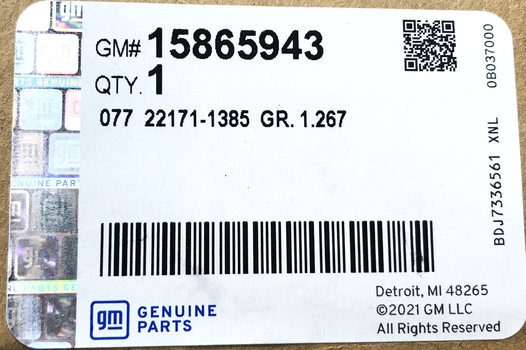 GM Upper Grille Bracket 15865943 NOS