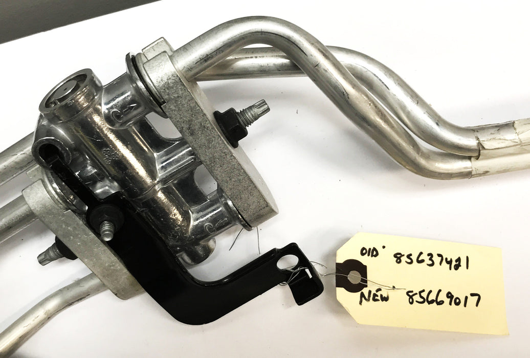 GM Fluid Cooler Inlet and Outlet Pipe Assembly 85637421 NOS