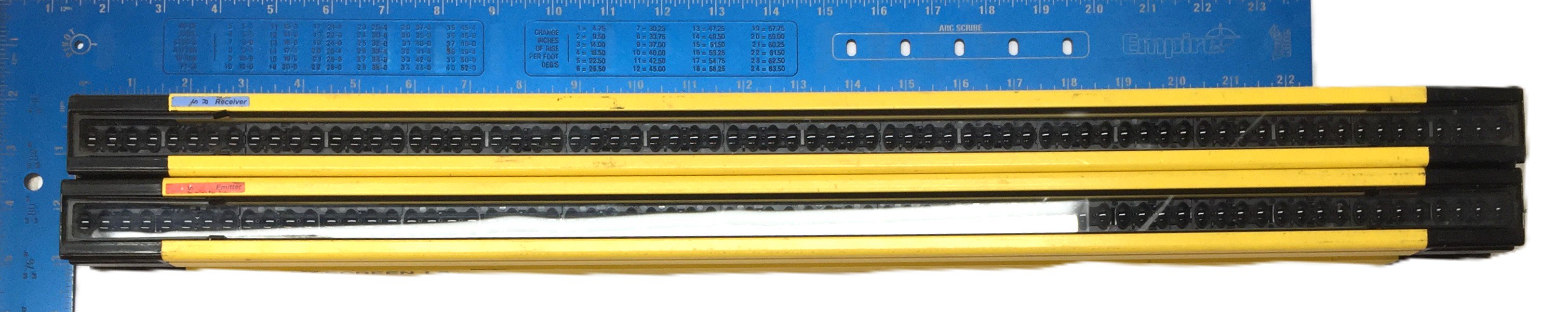 Banner 630mm EZ-Screen LS Safety Curtain Receiver/Emitter SLLCP23-630P88 USED