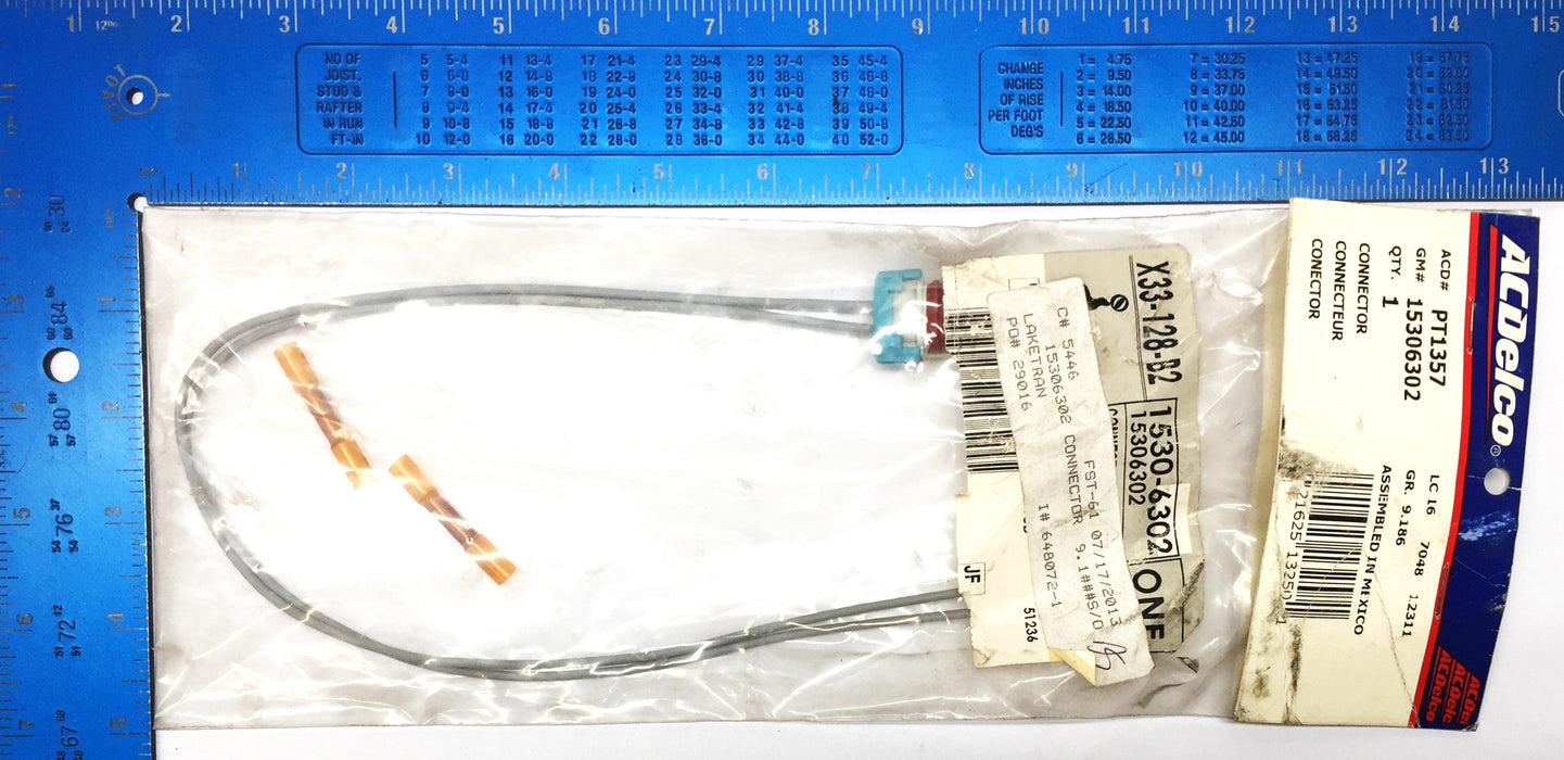 ACDelco/GM Connector PT1357 (15306302) [Lot of 3] NOS