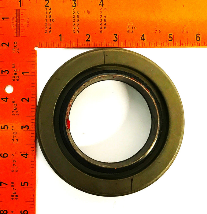 Meritor Rear Drive Axle Pinion Seal 1205A2731 NOS