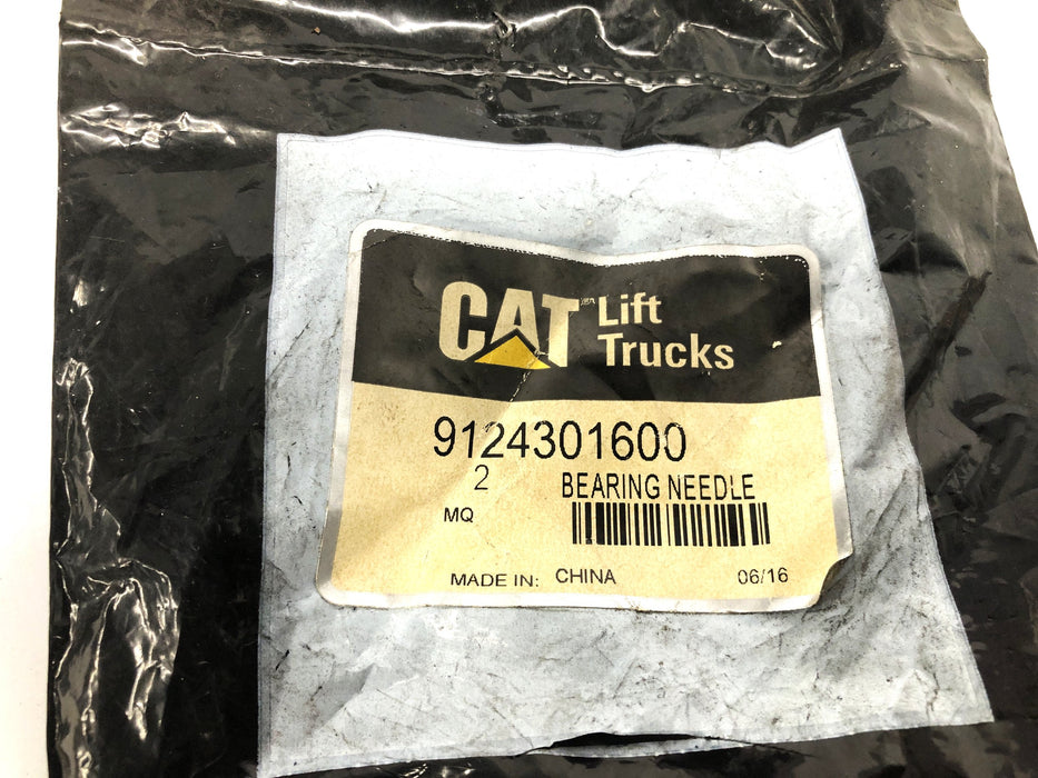 CAT Lift Trucks 2 Piece 25x32x38 Needle Bearing 9124301600 NOS
