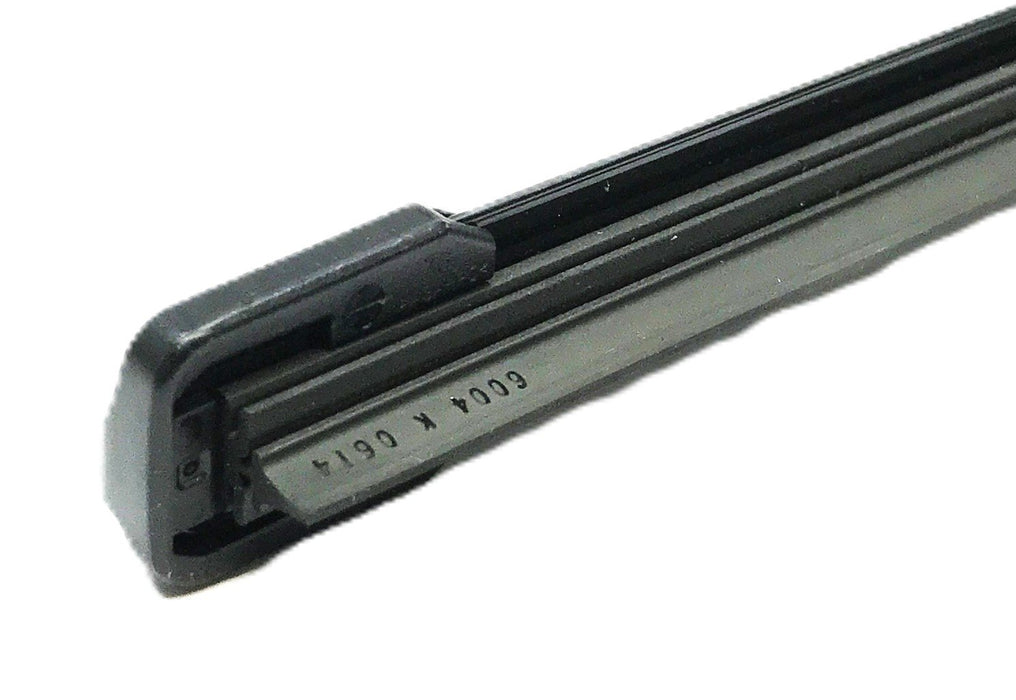 GM Driver Side Windshield Wiper Blade 209645799 NOS
