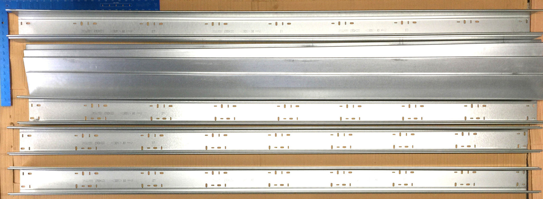 Niedax 4pcs 2M DIN EN 10346 Cable Protection Lid System Trunking LLK 100.100 NOS