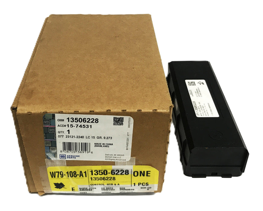 GM OEM HVAC Climate Control Module 13506228 NOS