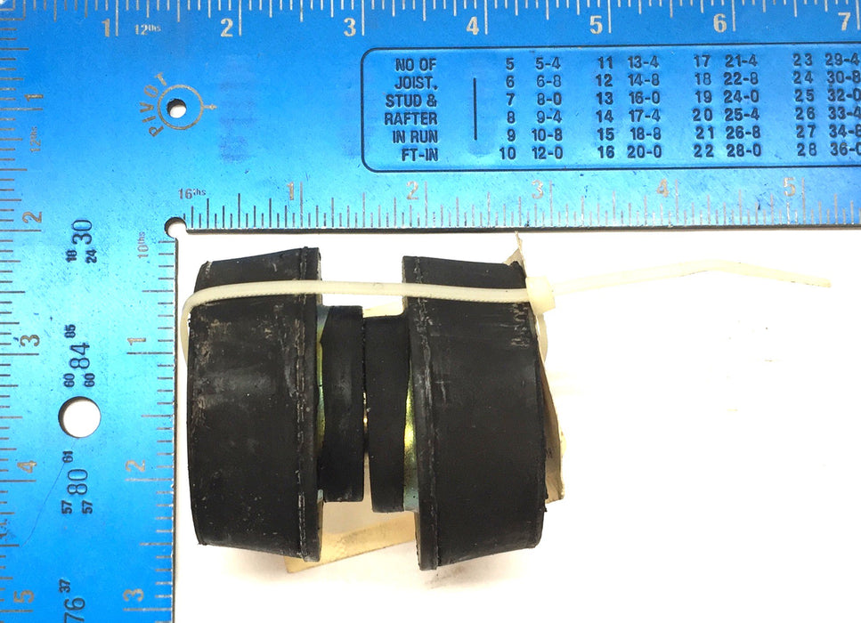 New Flyer SSB-4 Rubberized Mount Kit (2pcs) 132752 [Lot of 2] NOS