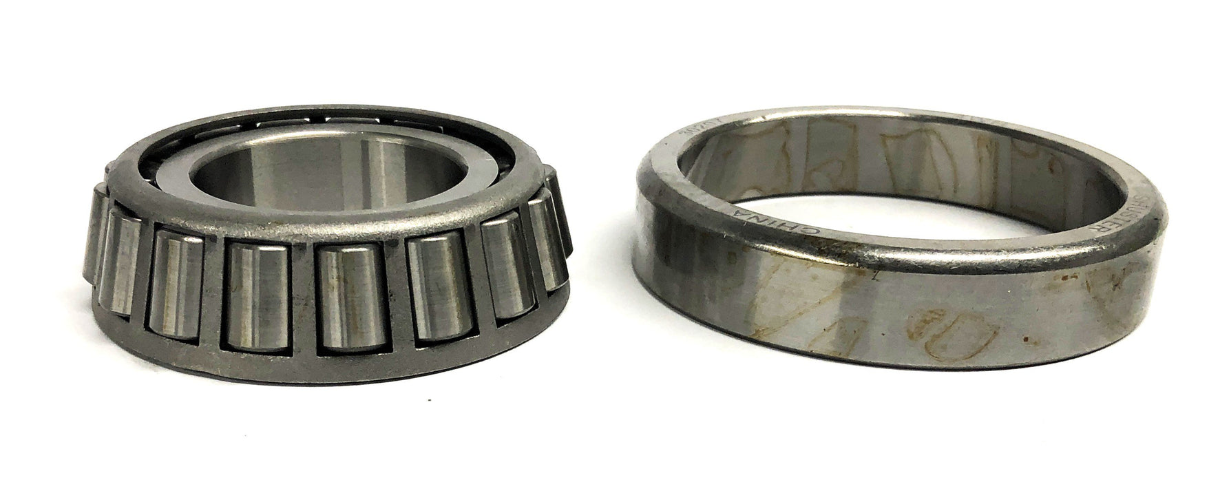 Shuster 4WH Tapered Roller Bearing For CAT 30207 (9044000200) NOS