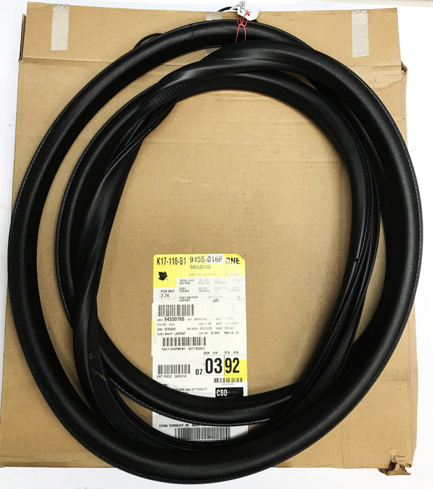 GM Front Door Weather Strip Seal 94550166 NOS