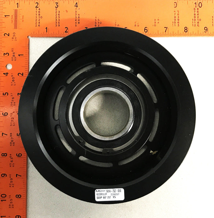 Thermo King 2-5V Pulley and Bearing Assembly 6444517 NOS