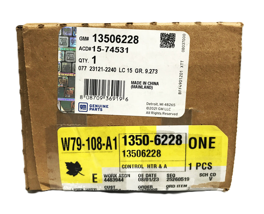 GM OEM HVAC Climate Control Module 13506228 NOS