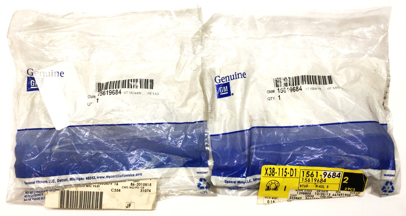 General Motors\GM Rear Axel Stud 15619684 [Lot of 2] NOS