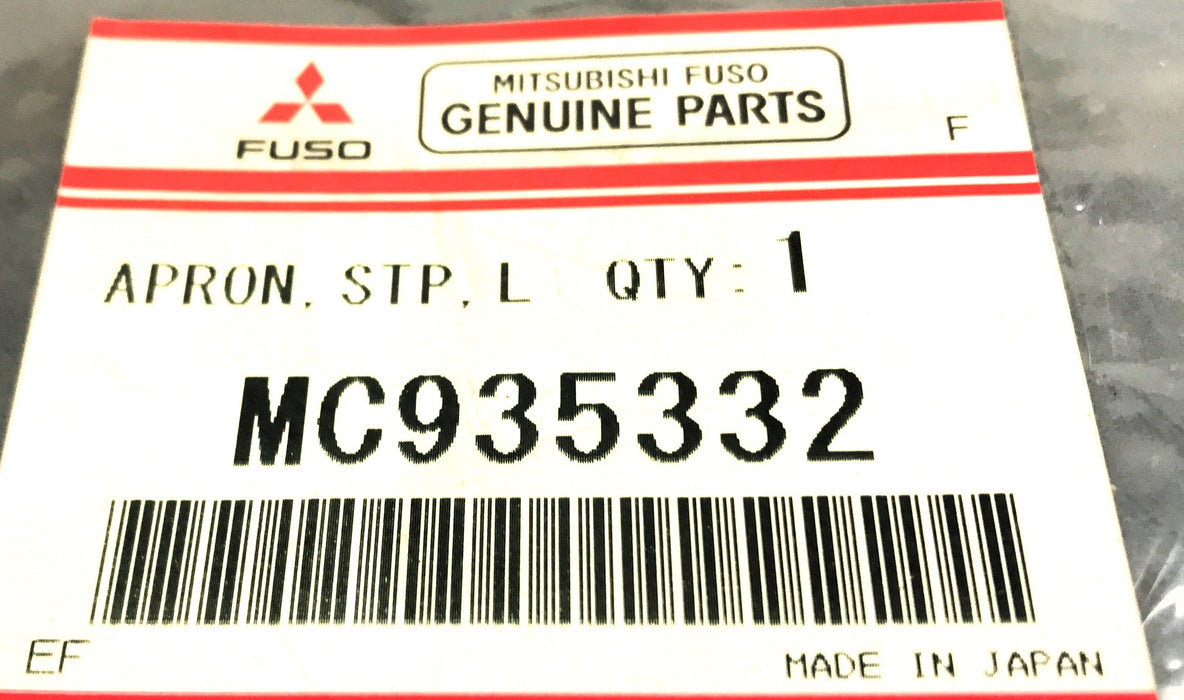 Mitsubishi Fuso Fender Liner MC935332 NOS