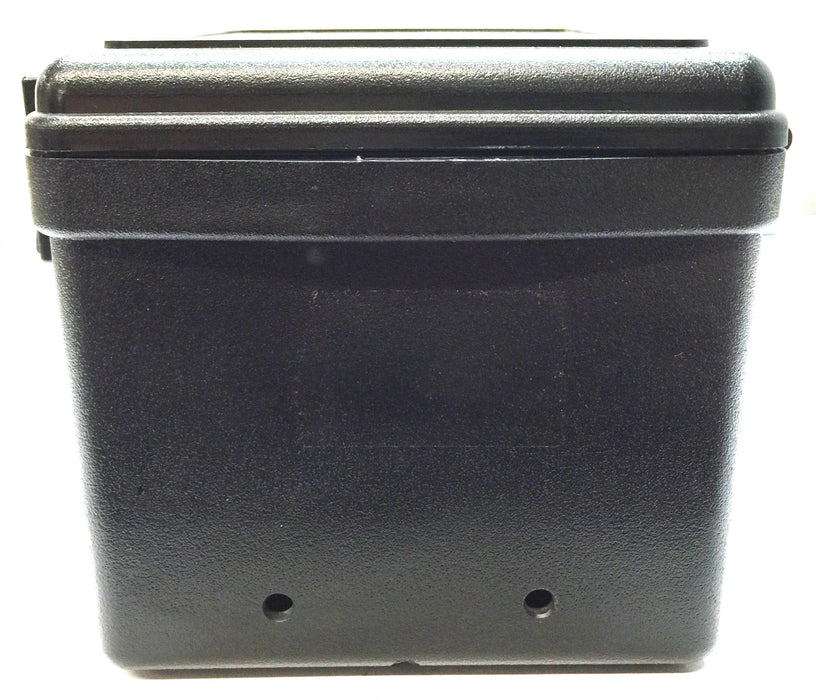 Cleaire Underwater Kinetics 8-3/4" x 6-1/2" x 6" Waterproof Box USED