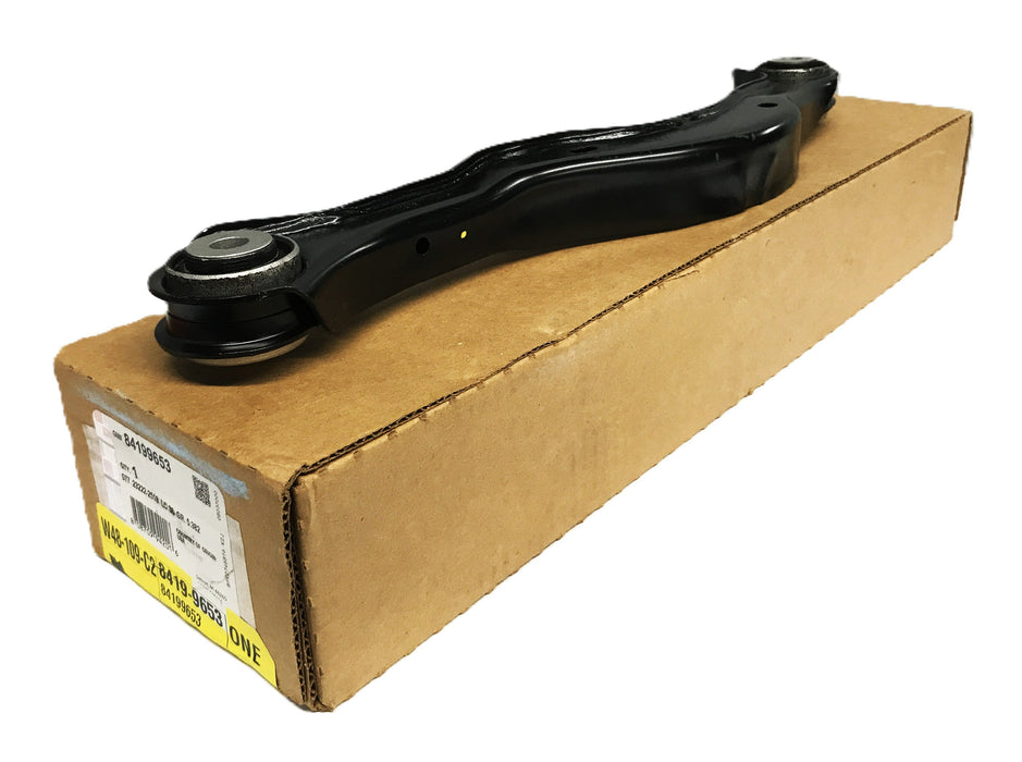 GM OEM Rear Left Suspension Trailing Arm 84199653 NOS