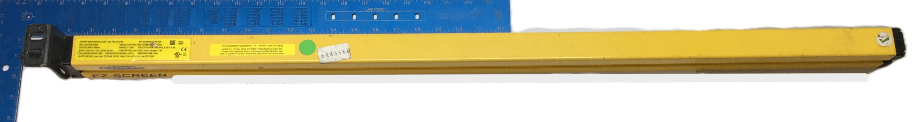Banner EZ-Screen Safety Light Curtain SLSCR30-900Q8 USED