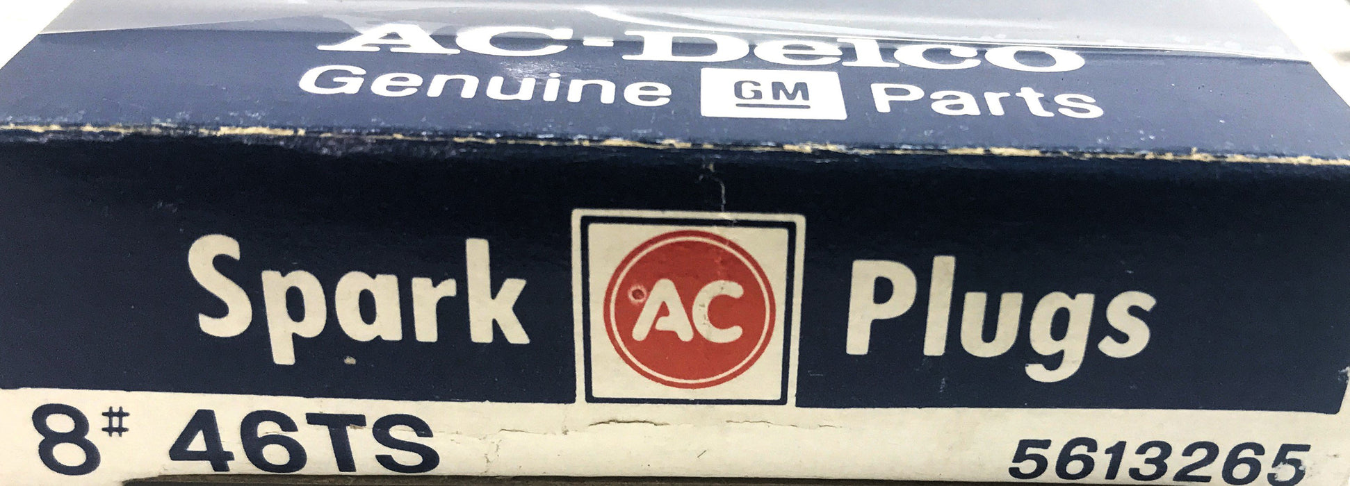 ACDelco Box of (8) Green Stripped Spark Plug 46TS Vintage NOS