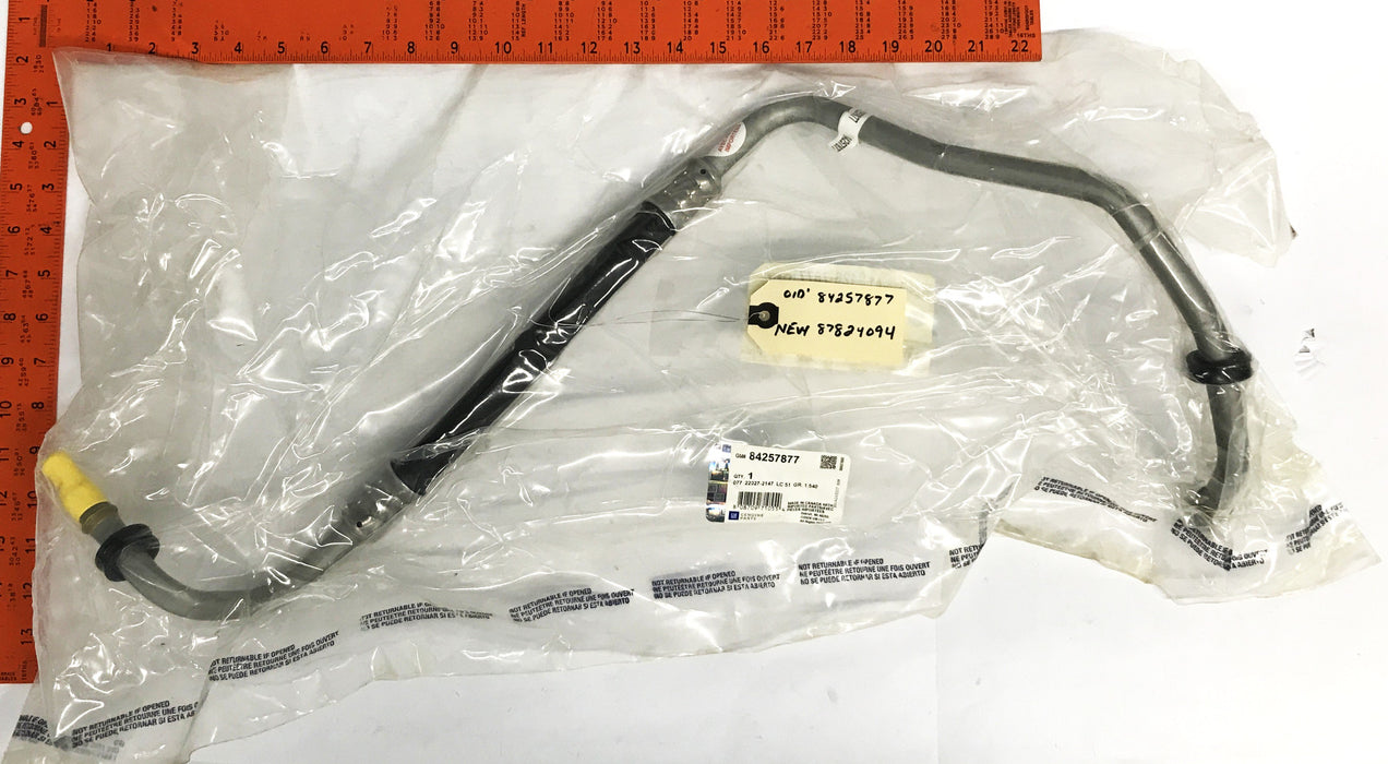 GM OEM Engine Oil Cooler Inlet Pipe 84257877 NOS