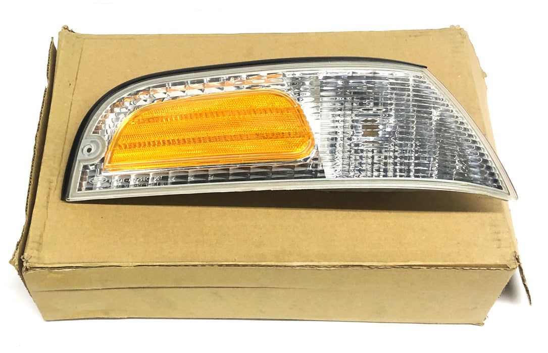Ford RH Lamp Assembly XW7Z-15A201-ABCP NOS