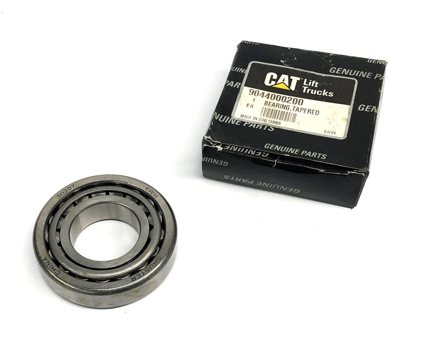 Shuster 4WH Tapered Roller Bearing For CAT 30207 (9044000200) NOS