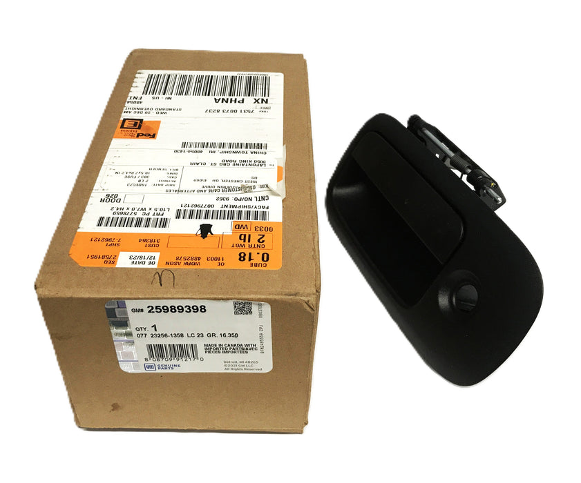 GM OEM Front Driver Side Door Handle 25989398 NOS