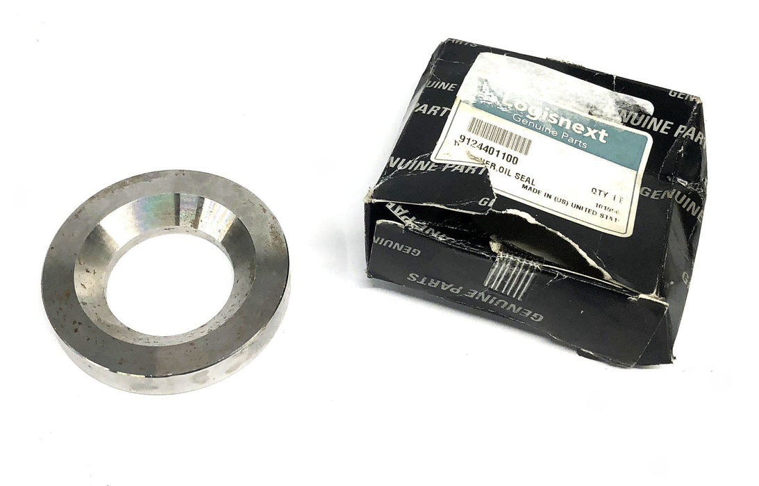 Logisnext Oil Seal Retainer For CAT 9124401100 NOS