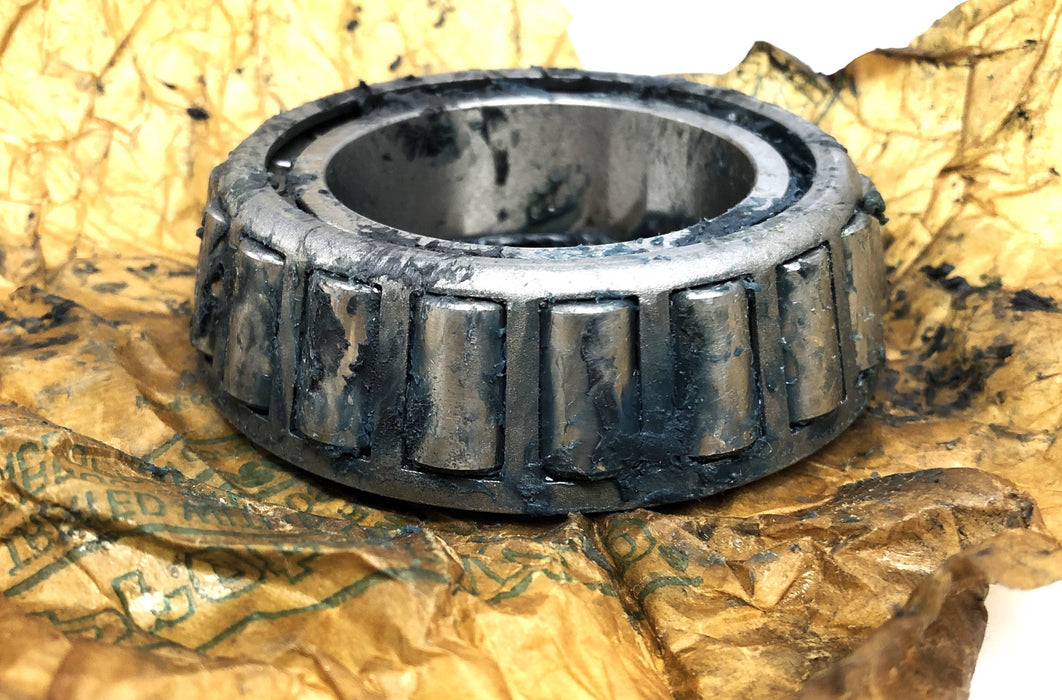 Shuster Tapered Roller Bearing For CAT 3211 (9124401100) NOS