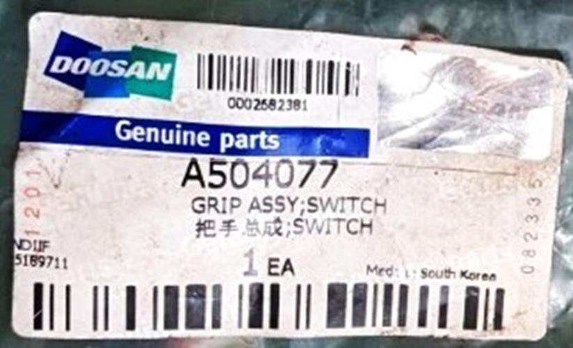 Doosan/Daewoo Horn Grip Switch Assembly A504077 NOS