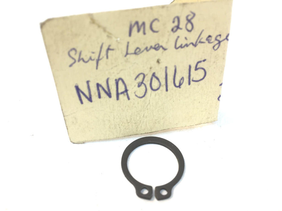 Snap Ring For An IH BD-144, BD-154 Engines, IH 424 Tractors NNA301615 NOS