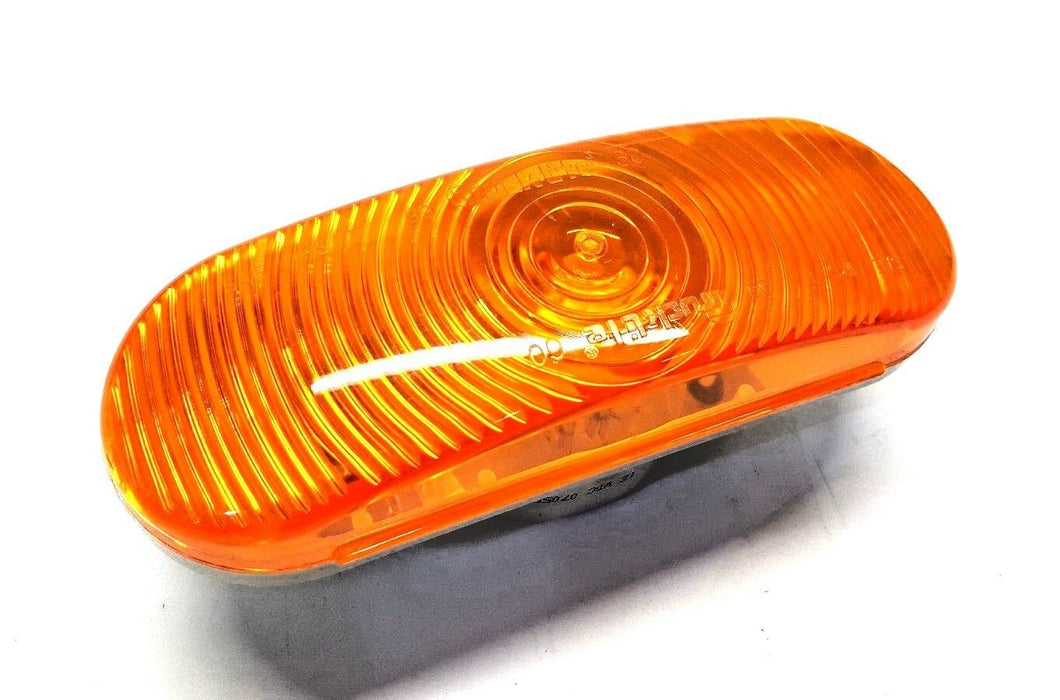 Truck-Lite Oval Amber Light Lamp 60202YP NOS