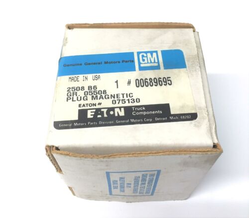 General Motors GM/Eaton Magnetic Trap Plug 00689695 NOS