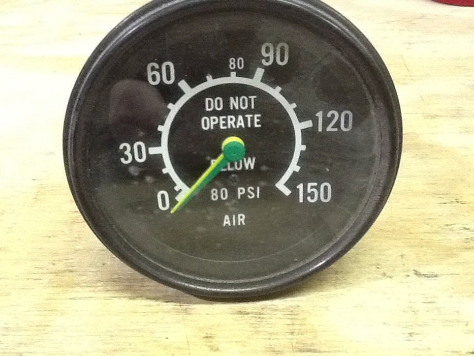 Universal Coach Parts Pressure Gauge G1012307 NOS