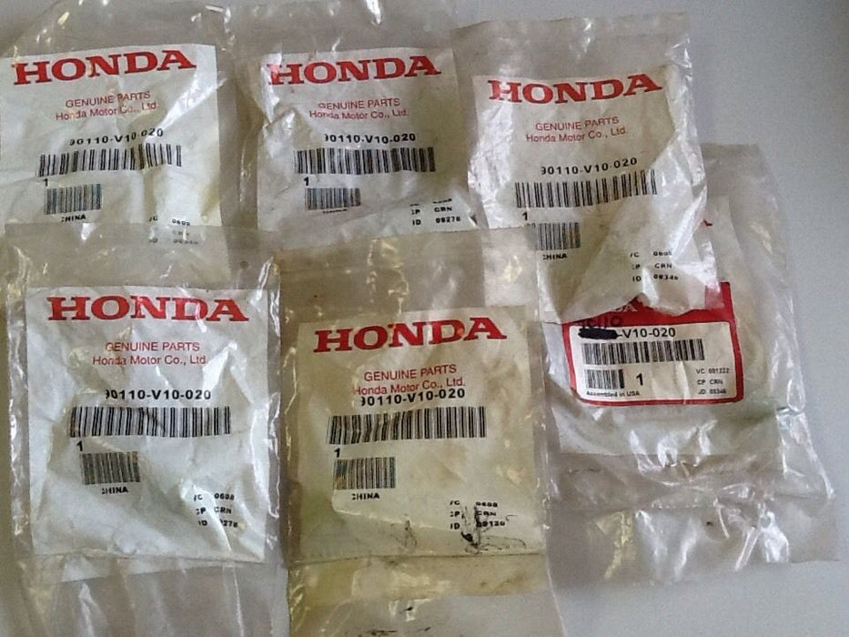 Honda 90110-V10-020 Auger Rubber Shoulder Bolt  [6 IN LOT] NOS