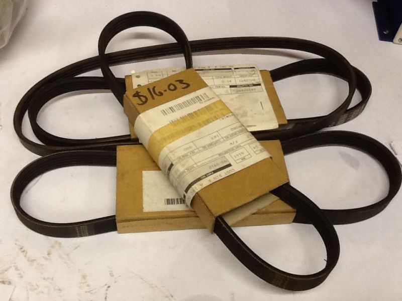 Hutchinson V Belt 5355 [4 IN LOT] NOS