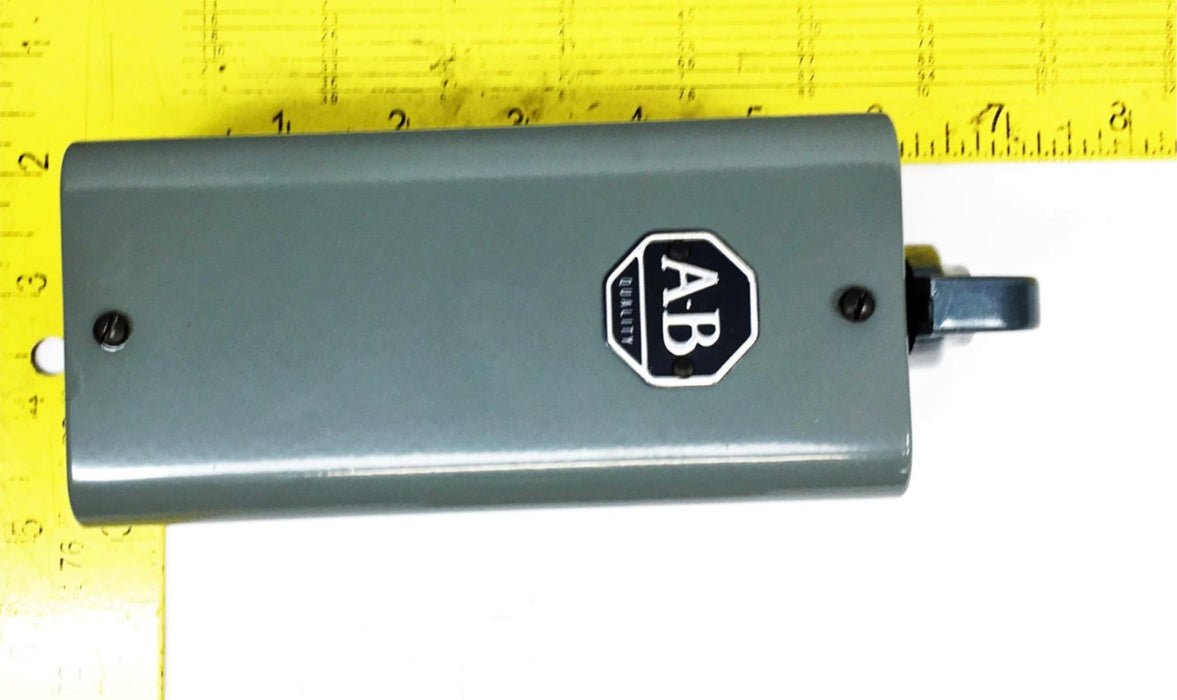 Allen Bradley Size 0 type B Reversing Drum Switch 350 (F667492/1) NOS