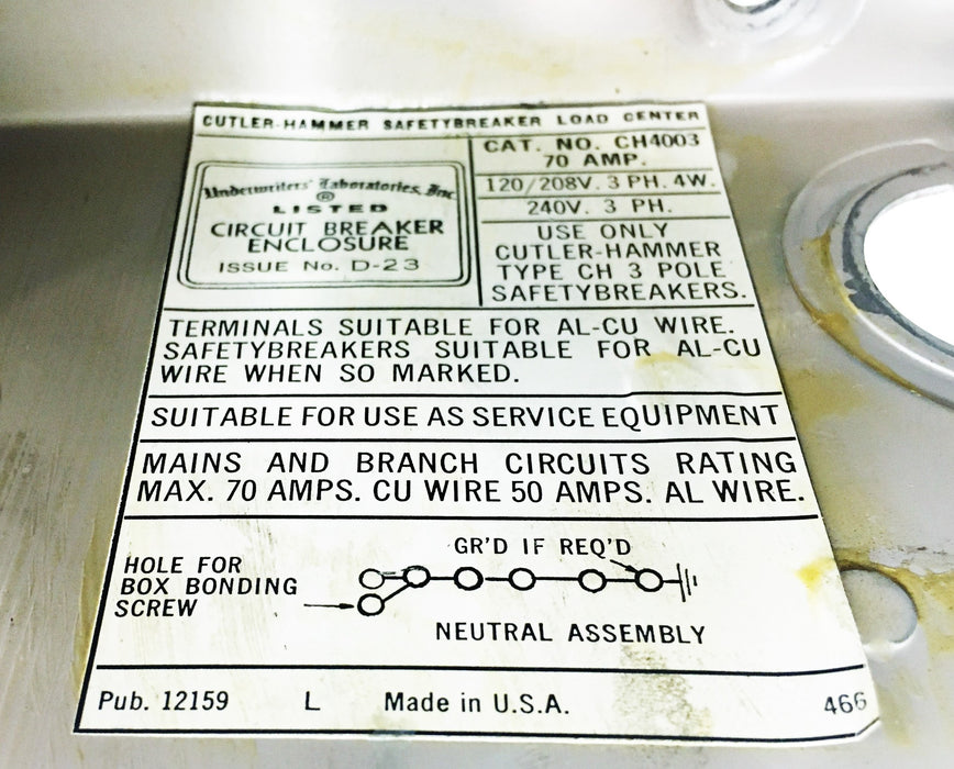 Cutler-Hammer Safetybreaker Load Center With 3 Pole Circuit Breaker CH4003 USED