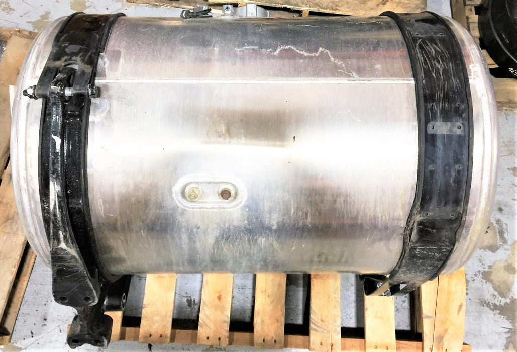 DTNA/FREIGHTLINER (LH) 60 Gallon Fuel Tank w/Strap A03-22295 USED