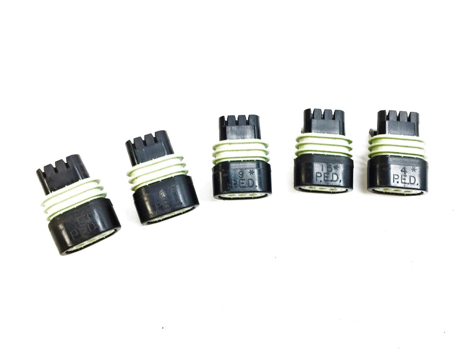 International/Navistar Connector 2036582C1 [Lot of 5] NOS