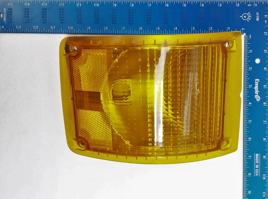 International Left Side Lens Assembly 5564 USED