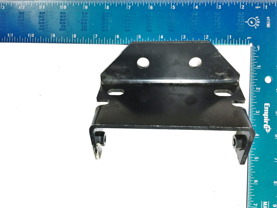 International/Navistar Bracket 2021623C2 NOS
