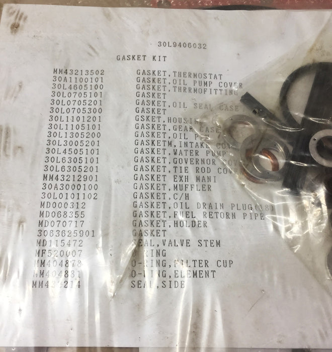 Mitsubishi OEM Gasket Kit 30L94-06032 NOS